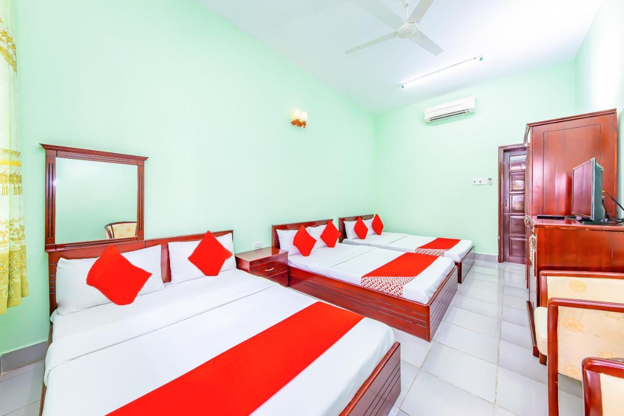 Oyo 381 Tuyet Mai Hotel 芽庄 外观 照片