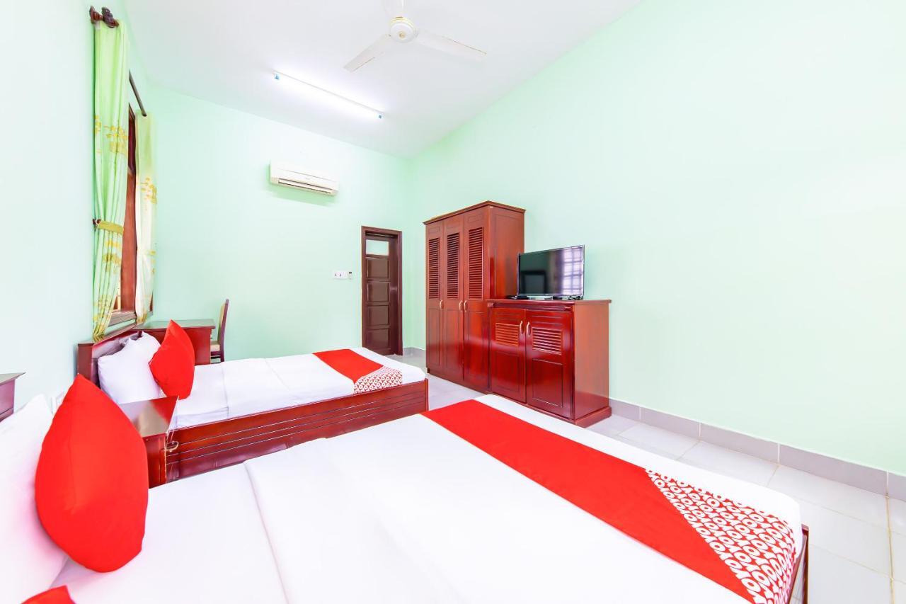 Oyo 381 Tuyet Mai Hotel 芽庄 外观 照片